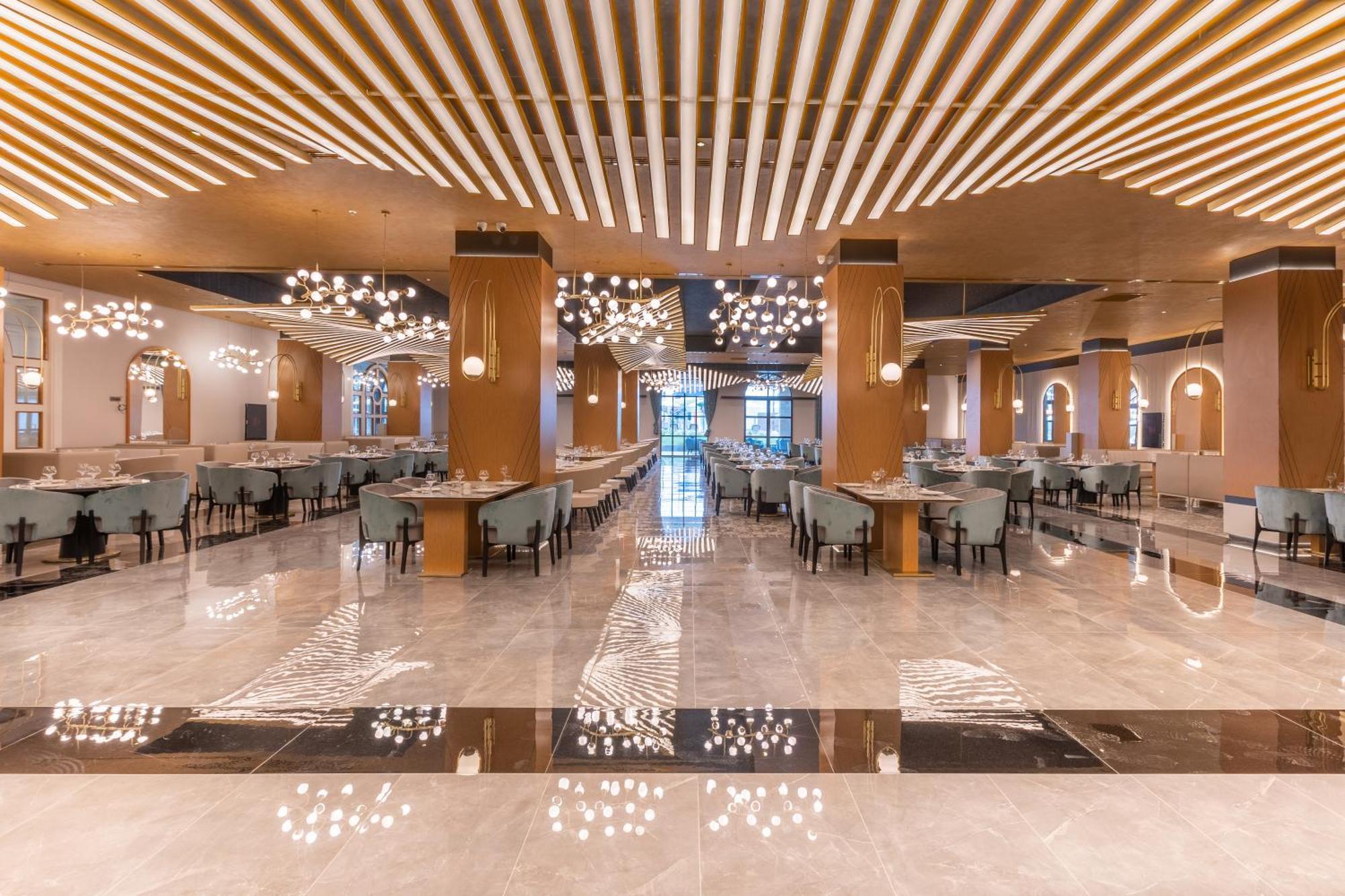 Serenity Queen Hotel Аланя Екстериор снимка